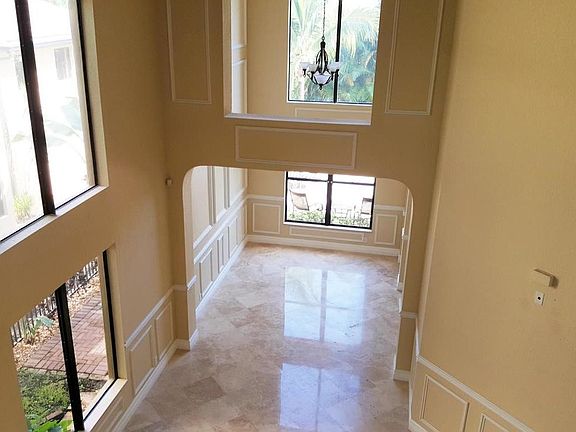 3rd image of 10349 Medicis Pl
