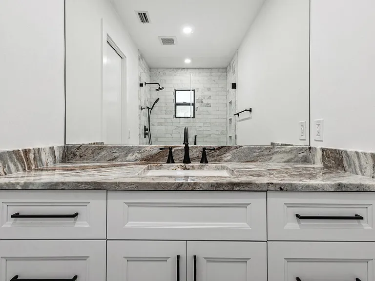 10908 SE Hobart St — Photo 9