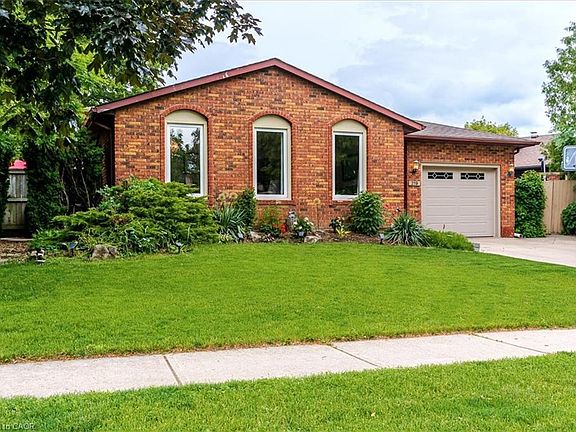 2nd image of 219 Athenia Dr