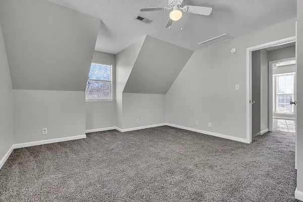 9201 Pembroke Oak Grove Rd — Photo 20