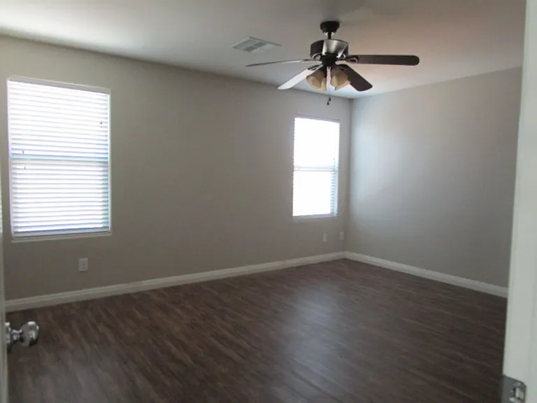 10835 Broxden Junction Ave — Photo 18