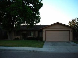 1045 Brentwood Ave, Gustine, CA 95322