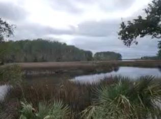 143 Cummins Creek Rd, Beaufort, NC 28516