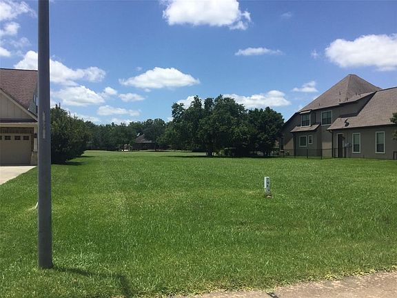 5th image of 4215 Wentworth Dr