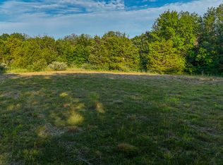 E Lake San Lynn Rd, Centralia, MO 65240