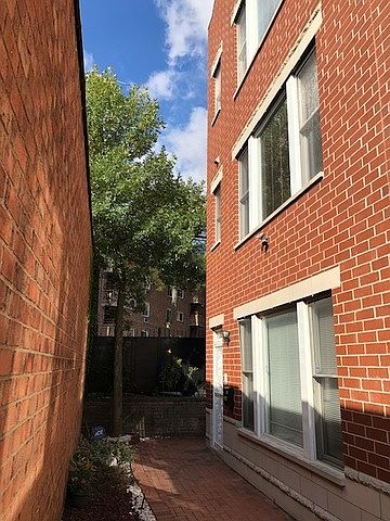 1st image of 6168 N Ravenswood Ave Unit E