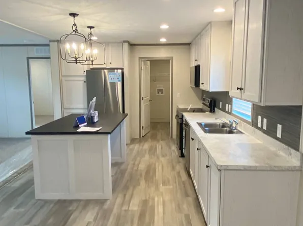 106 Mulberry Dr #108MUL, Morton, IL 61550