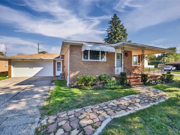 39 Jane Dr, Cheektowaga, NY 14227