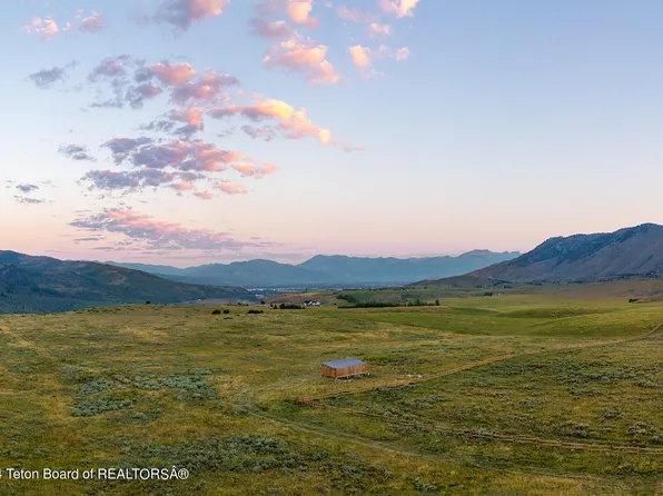 8500 Horse Creek Mesa Rd, Jackson, WY 83001