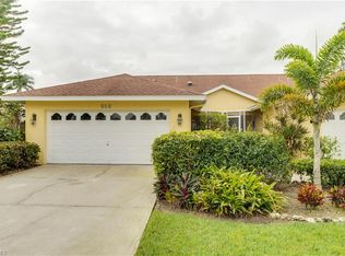 110 Lely Ct, Naples, FL 34113