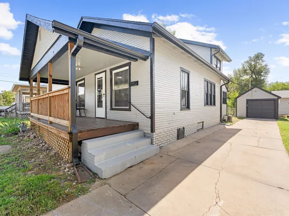 823 W South St, Salina, KS 67401