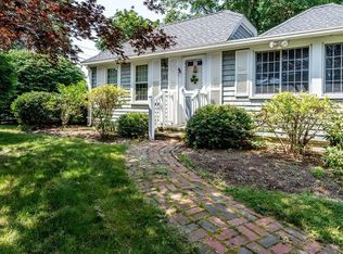 125 Parker Rd, Barnstable, MA 02630