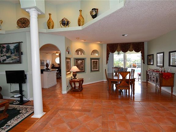 3rd image of 11317 Susans Pointe Dr