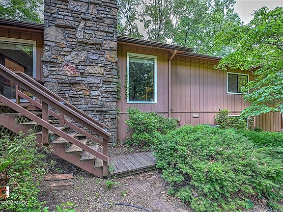 4th image of 3 Redgrave Ln