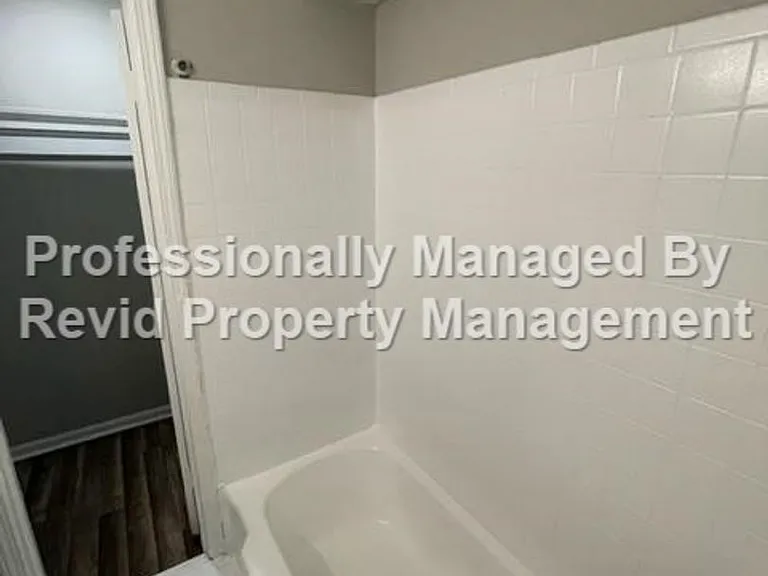 147 Stonewall St. — Photo 55