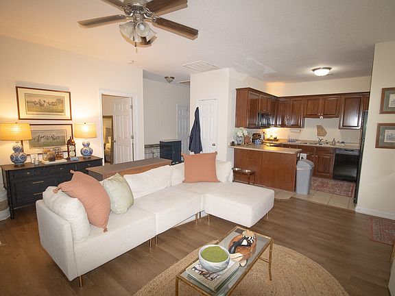 4th image of 315 Palm Ave