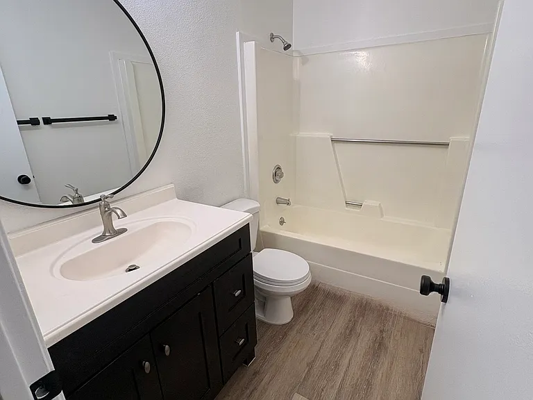 3950 Cleveland Ave #103 — Photo 11