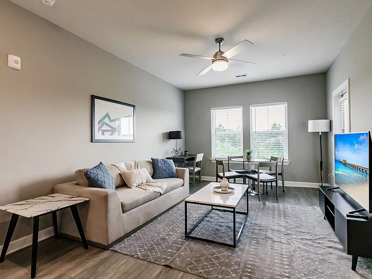 Vantage Apartments — Photo 60