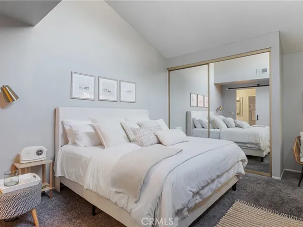 3657 Country Club Dr Unit E, Long Beach, CA 90807