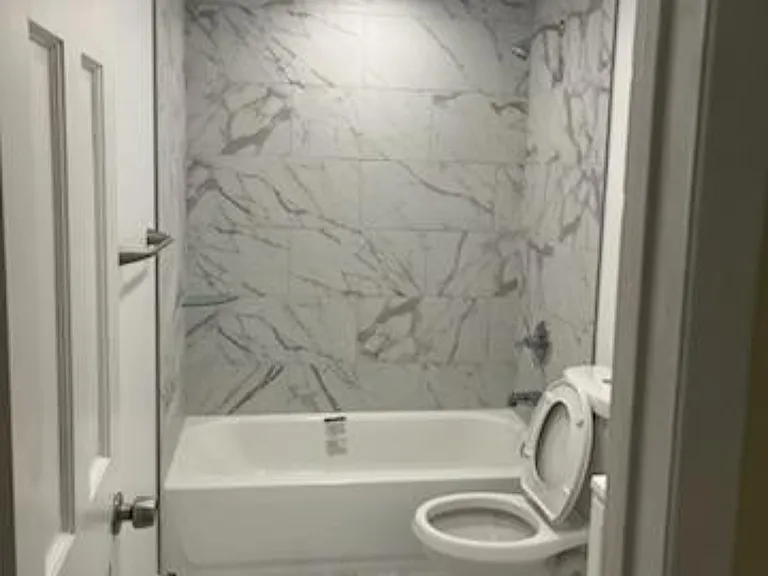 7 White Gate Dr #7I — Photo 2