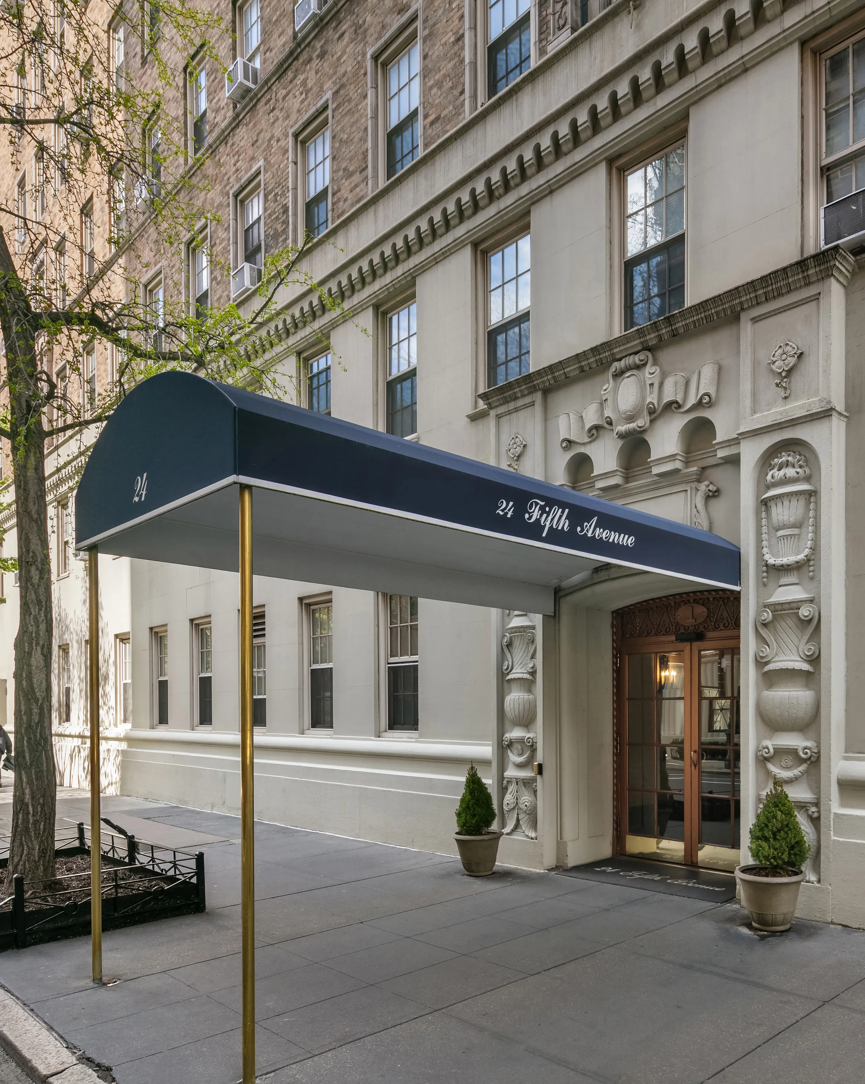 24 5th Avenue #1611 in Greenwich Village, Manhattan | StreetEasy