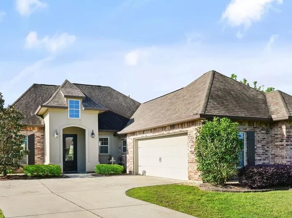 39071 Old Tree Dr, Prairieville, LA 70769