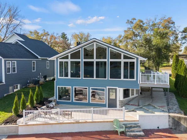 32 Ems W25 Ln, North Webster, IN 46555