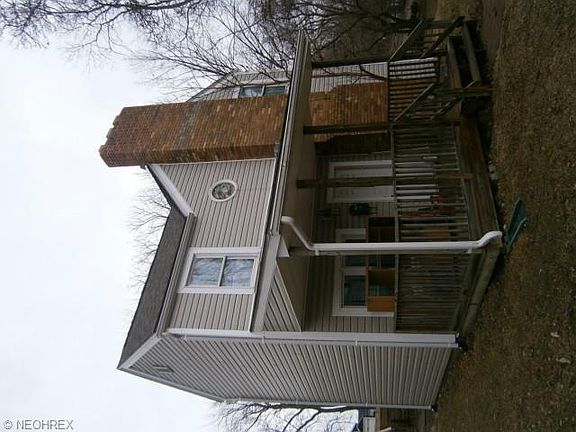3rd image of 732 4th St NE