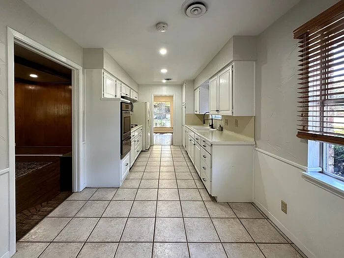 408 Mimosa Dr — Photo 6