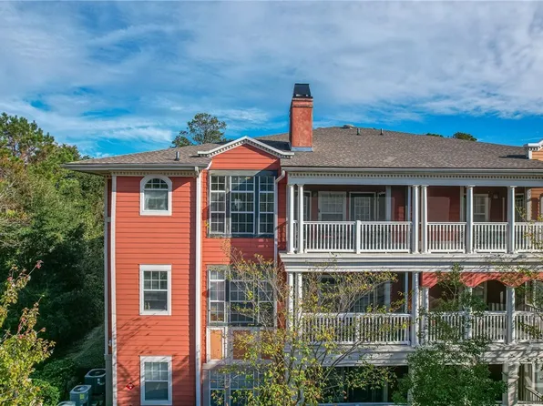 1735 Whitemarsh Way, Savannah, GA 31410