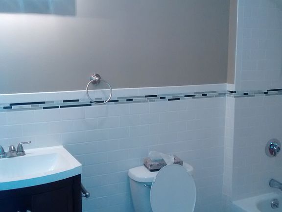 4th image of 60 Belmont Ave