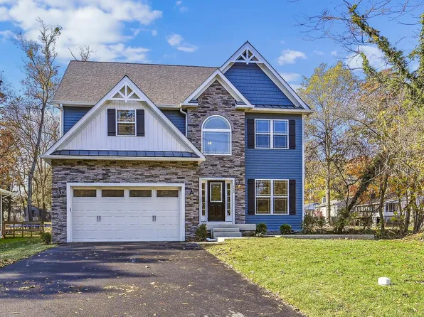 722 Whitneys Landing Dr, Crownsville, MD 21032