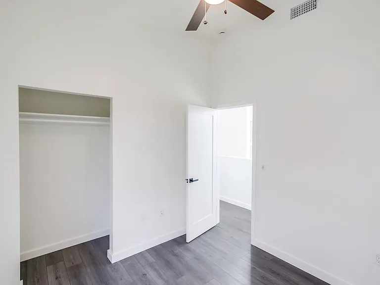 5119 Ewing St #2 — Photo 25