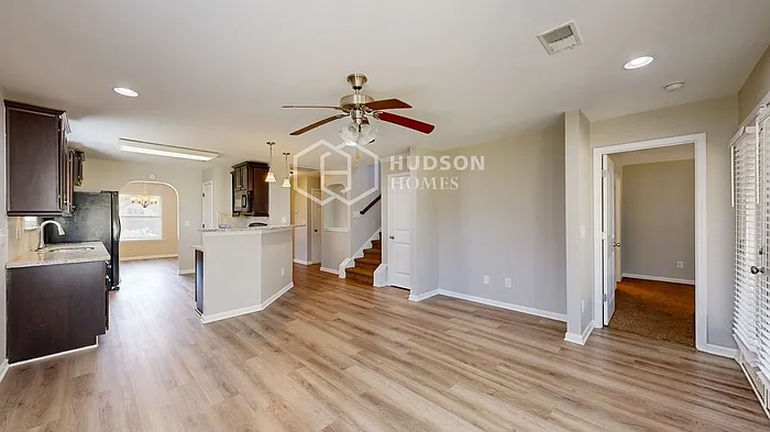 108 Hollow Ct — Photo 5