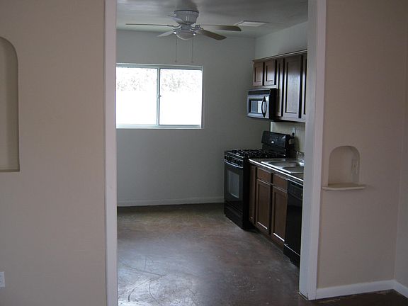4th image of 3811 N 6th St APT B