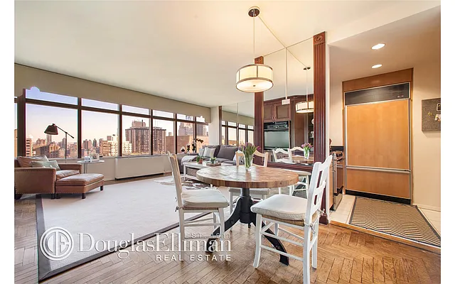 Rented by Douglas Elliman | media 2