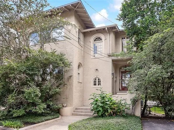 4 Cromwell Pl, New Orleans, LA 70118