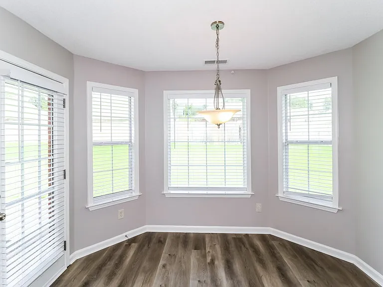 1052 Mossy Knoll Dr — Photo 7