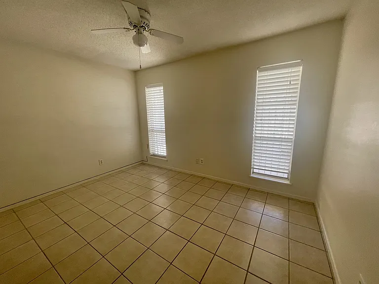 8621 Mettler Dr — Photo 14