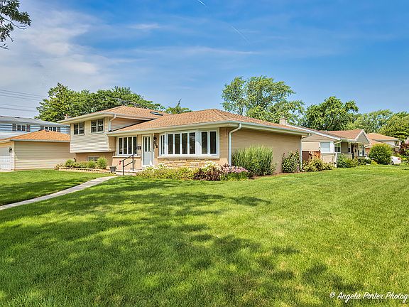 2nd image of 308 Crescent Dr