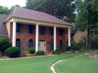 8916 Cairn Ridge Dr, Germantown, TN 38139