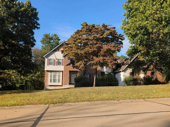 472 Grafton Hills Dr, Grafton, IL 62037