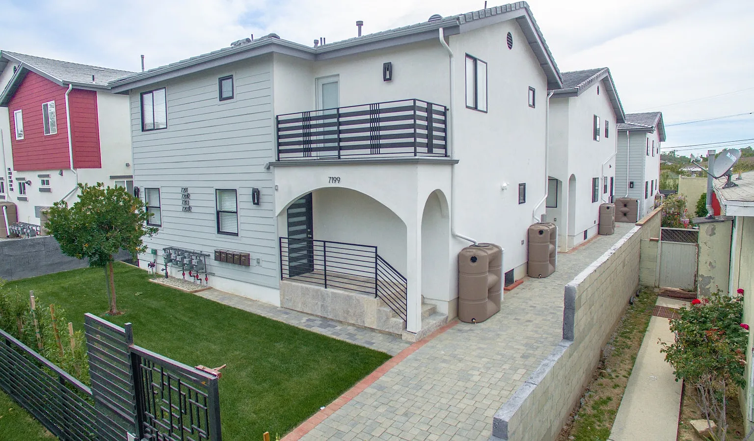 7199 South La Cienega Boulevard, Unit 7201 — Photo 1