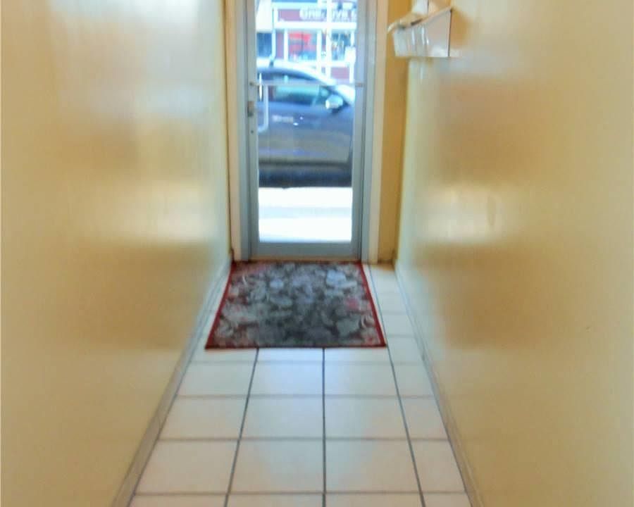 2nd image of 204 Sunrise Hwy