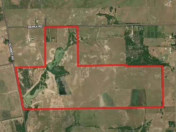 36067 Repka Rd, Waller, TX 77484