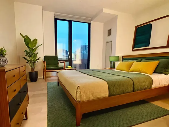 491 Keap Street image 2 of 17