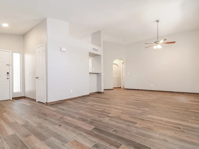 4853 W Kristal Way — Photo 5