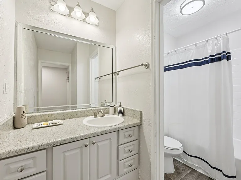 Birch Run Apartments — Photo 15