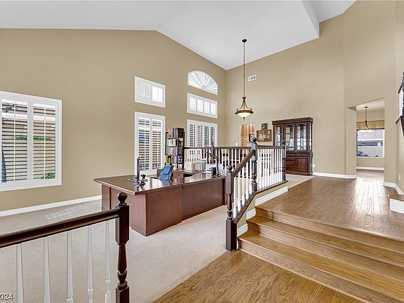 4th image of 8408 Willowleaf Ct
