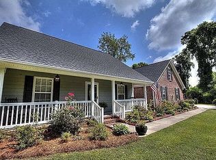 30 Lakewood Cir, Sumter, SC 29150